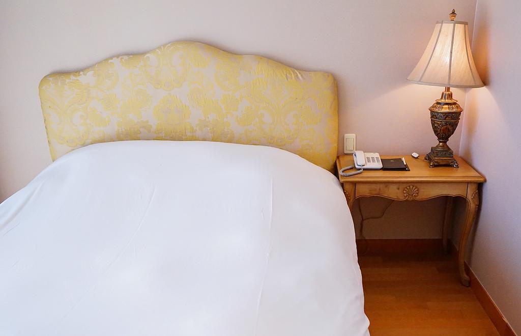 Lake Hills Jeju Resort Согвипхо Экстерьер фото